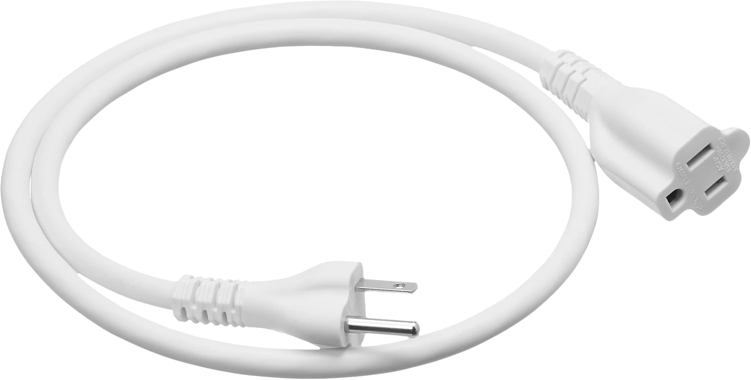 Basics Extension Cord - 3 feet - US - White: Electronics