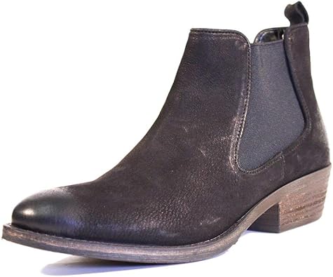 chelsea crew ankle boots