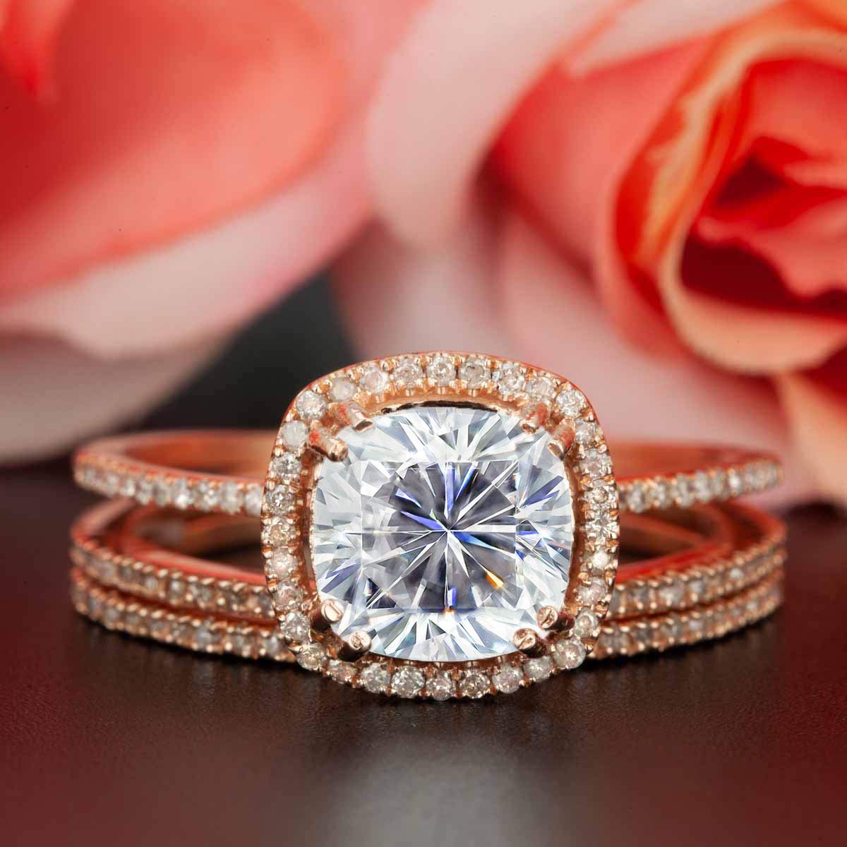 Amazon Com 2 Carat Cushion Cut Moissanite And Diamond Halo Trio