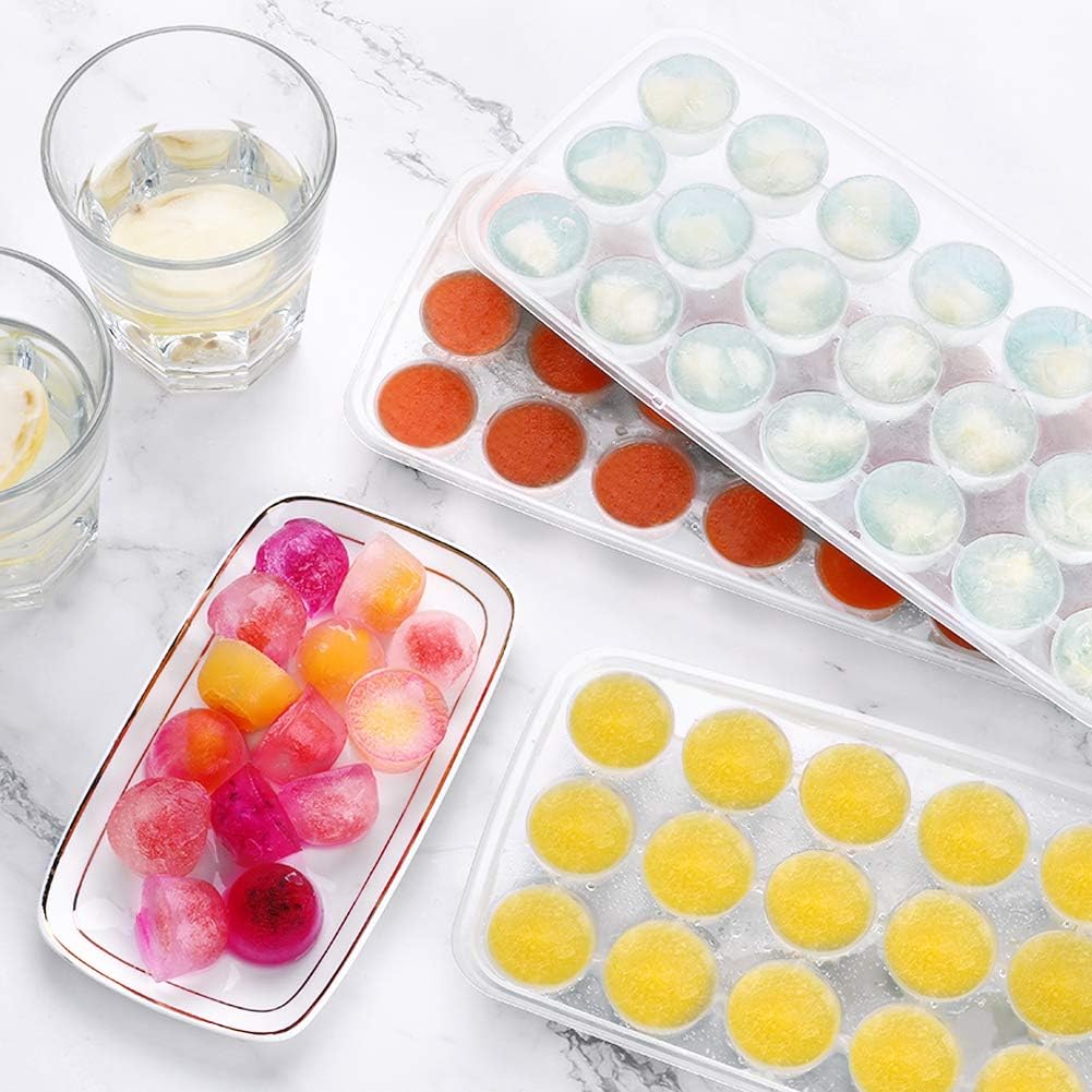 Liorque Ice Cube Trays 4 Pack, Flexible 84-Ice Trays with Spill-Resistant Removable Lid, Reusable and BPA Free, Green: Kitchen & Dining