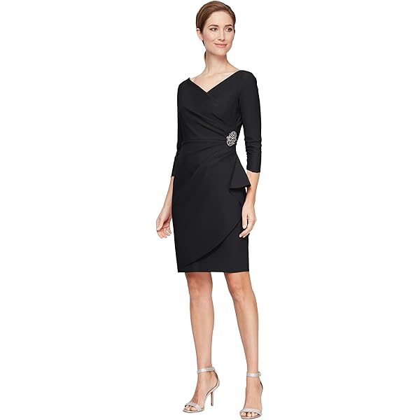 chinese dress ladies Amazon.com: BCBGMAXAZRIA Women's Mini Dress Long Sleeve Asymmetrical Hem  Ruching Fitted Faux Wrap Style Dresses, Black, X-Small : Clothing, Shoes &  Jewelry