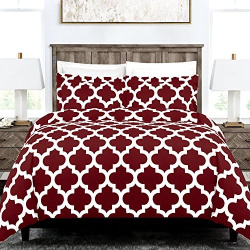 Egyptian Luxury Quatrefoil Duvet Cover Set - 3-Piece Ultra Soft Double Brushed Microfiber Printed Cover with Shams - Twin/Twin XL - Burgundy/White