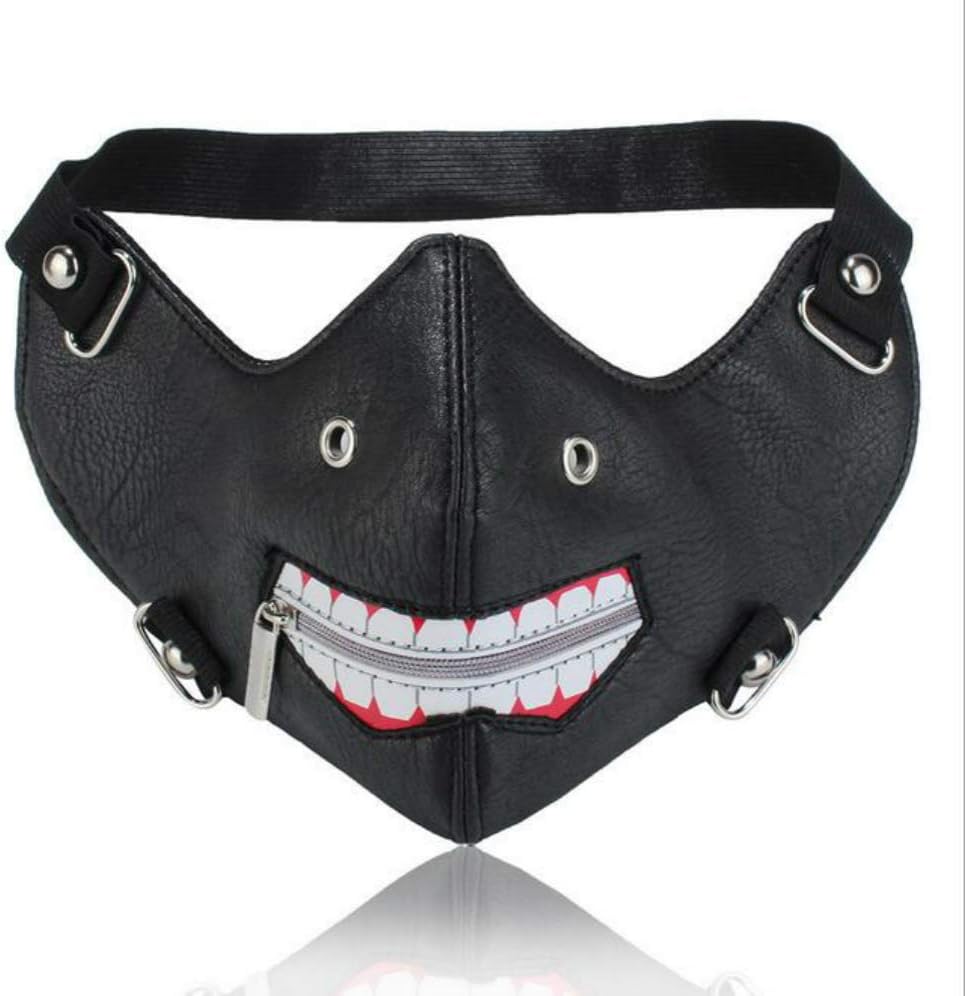Máscara em couro sintético