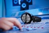 beyerdynamic DT 990 PRO 250 Ohm Open Dynamic Studio Headphones view 2