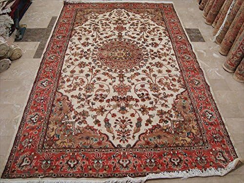 Amazing Pestal Ivory Medallion Rectangle Rug Wool Silk Hand Knotted Carpet (9 x 5)'