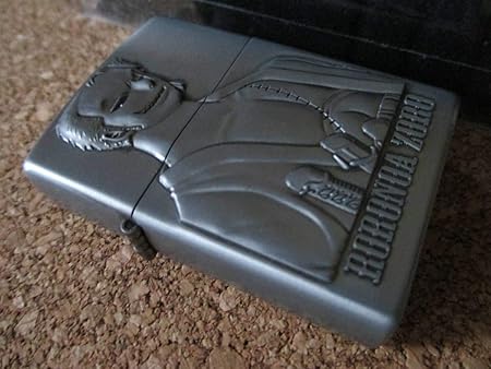 Amazon オイルライター One Piece ワンピース ロロノア ゾロ 海賊 麦わらの一味 尾田栄一郎 Zippo型 ジッポータイプ 廃版激レア 品 おもちゃ おもちゃ