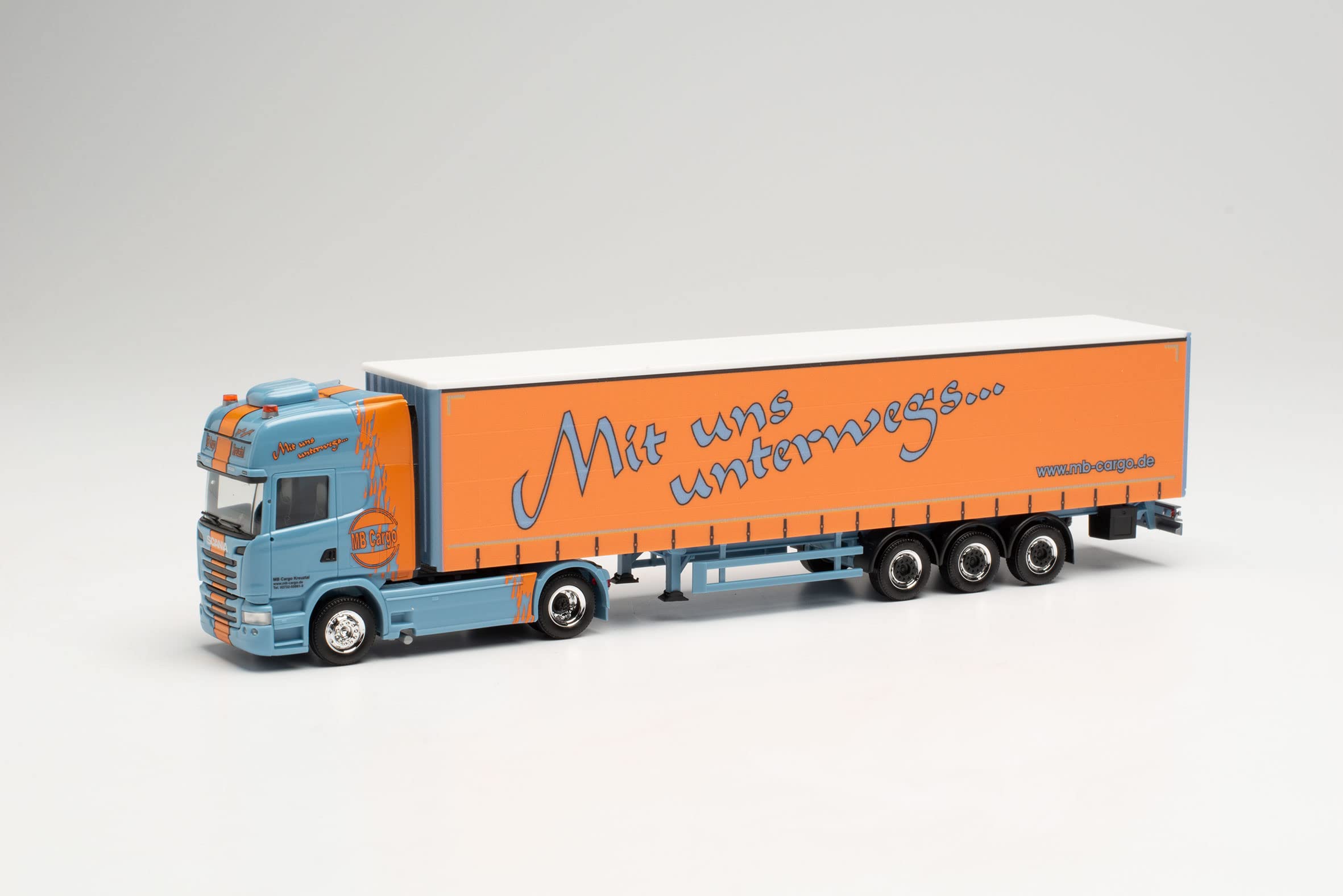 herpa 314800 Scania R `13 TL Lowliner Curtain Tarpaulin Saddle Pull "MB Cargo Model Car, Miniature Models, Small Model, Collectible Item, Detailed, Multi-Colour