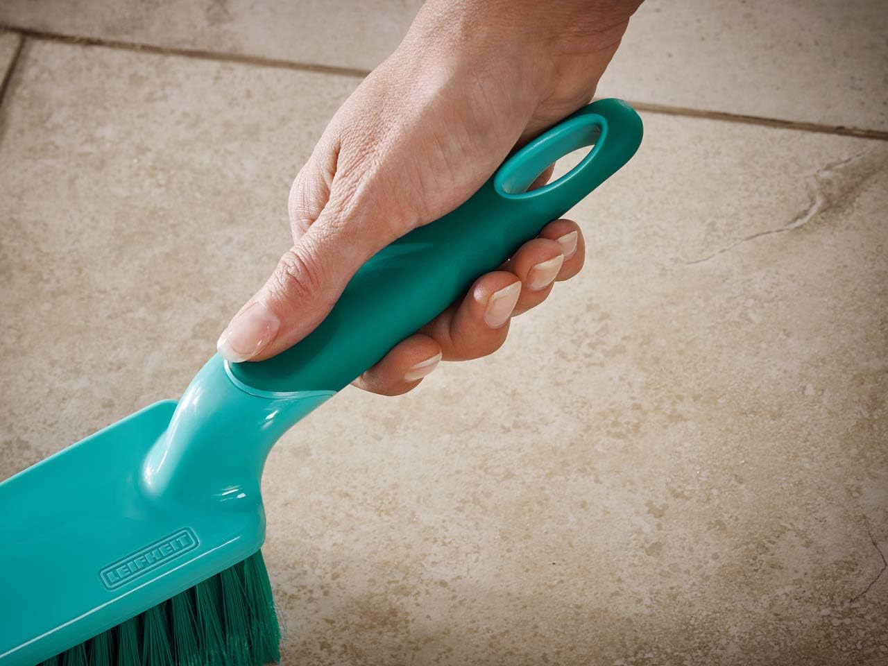 Leifheit Dust Pan and Brush: Kitchen & Dining