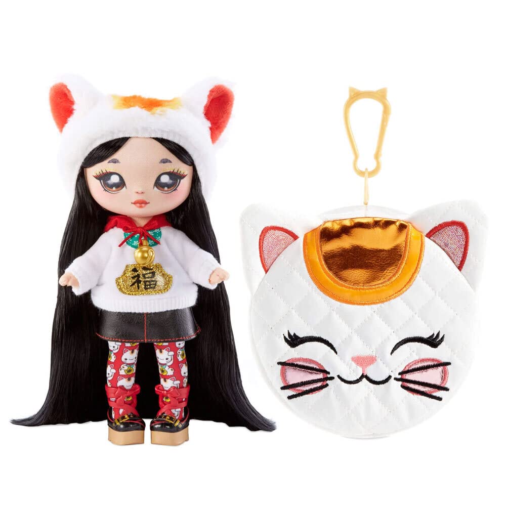 Na! Na! Na! Surprise 579274EUC Glam Series 2-Liling Luck Lucky Cat Inspired Soft Plush Doll with Black Hair and Metallic Animal Clip-On Bag Collectable Great Gift for Children from 5 Years
