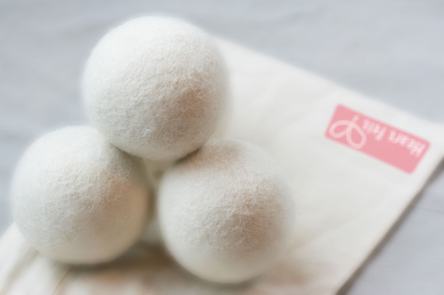 Premium Quality Wool Dryer Balls by Heart Felt ~ Save Time and Money ~ Naturally Soften Laundry ~ Eliminate Static ~ Eco-Friendly Materials and Design ~ Perfect for Cloth Nappies or Daily Laundry (4 Extra-Large)