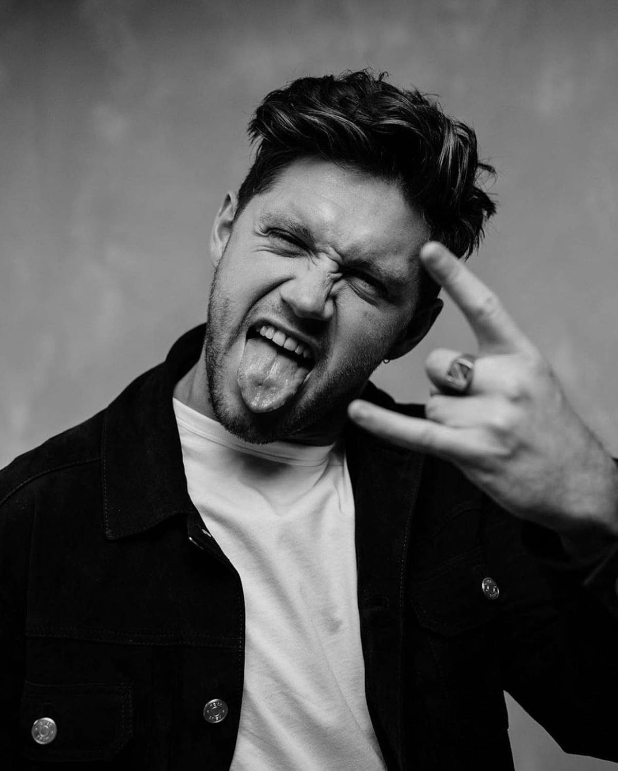 Amazon Com Niall Horan Poster Music Star Wall Print Wall Decor Wallpaper Niall Horan Home Decor Niall Horan Gift For Her Gift For Him Xl 24 X 36 Home Kitchen