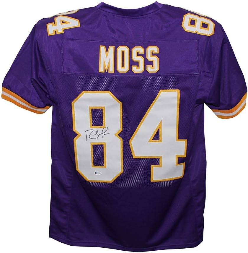 randy moss jersey number