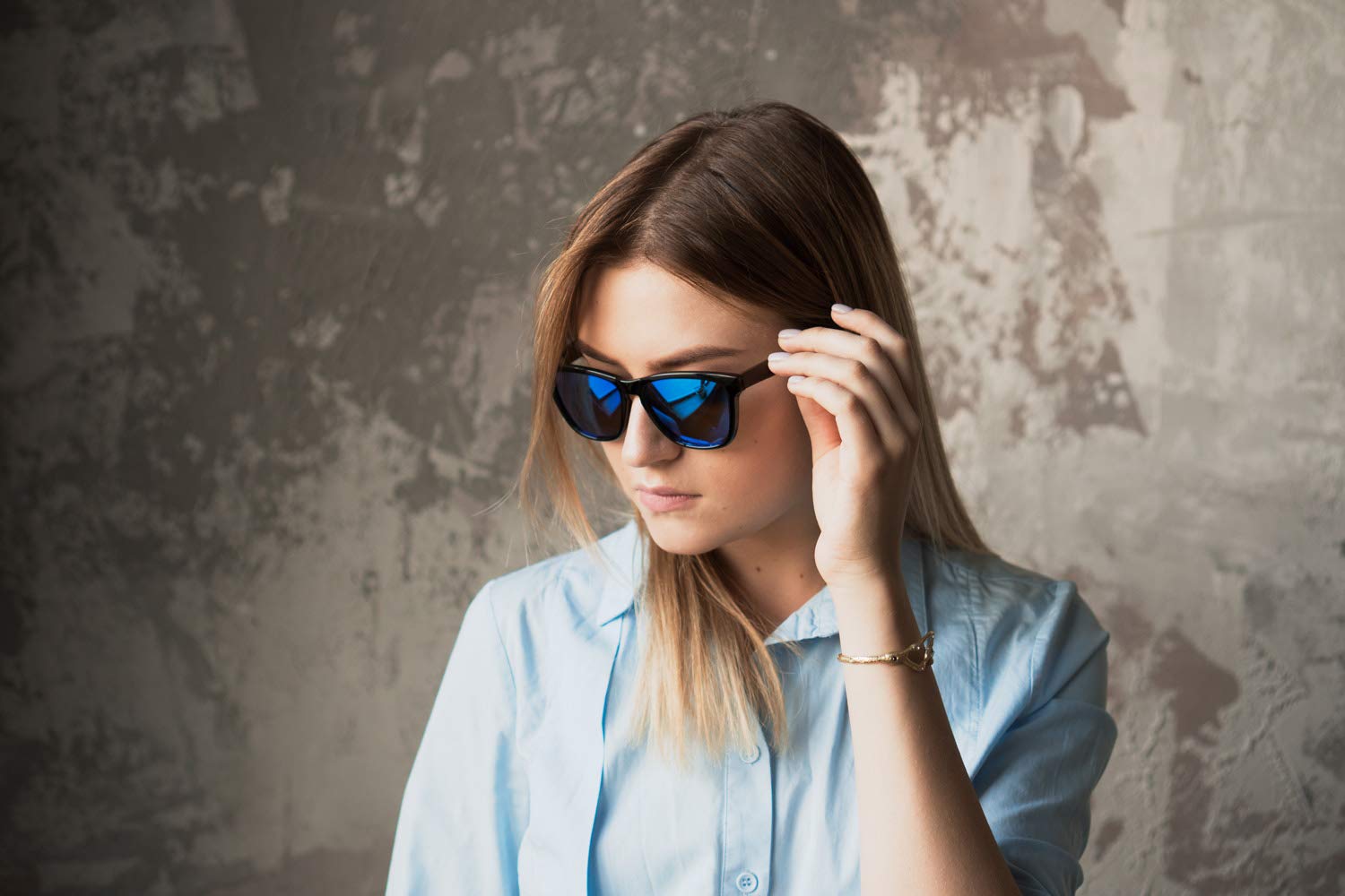 Ablibi Bamboo Wooden Wayfarer Sunglasses Polarized Driving Eyewear in Wood Box (Zebra Wood, Blue)