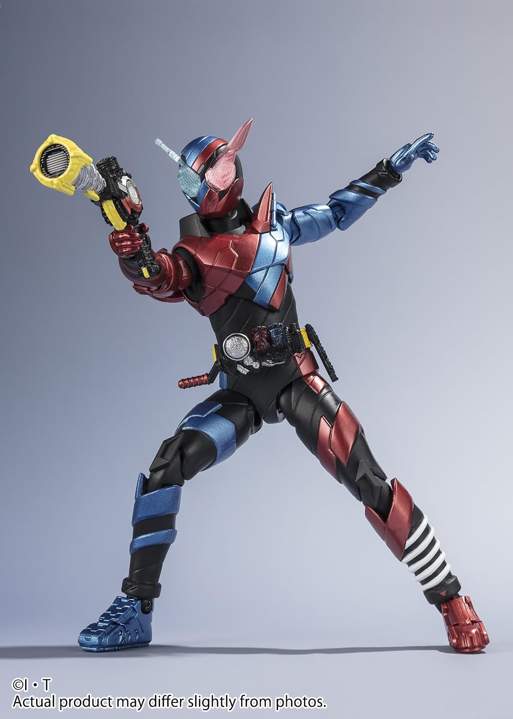 Mua Kamen Rider Build Rabbit Tank Form Action Figure, Heisei ...