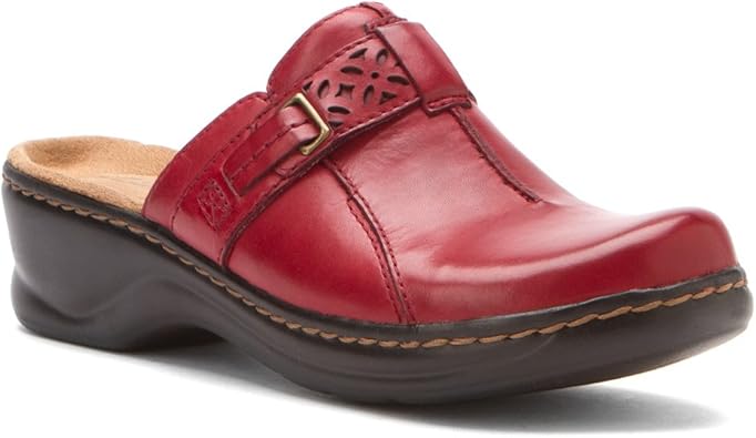 clarks red clogs