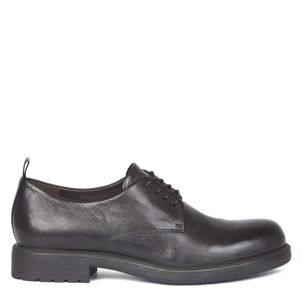 masculine women's dress shoes