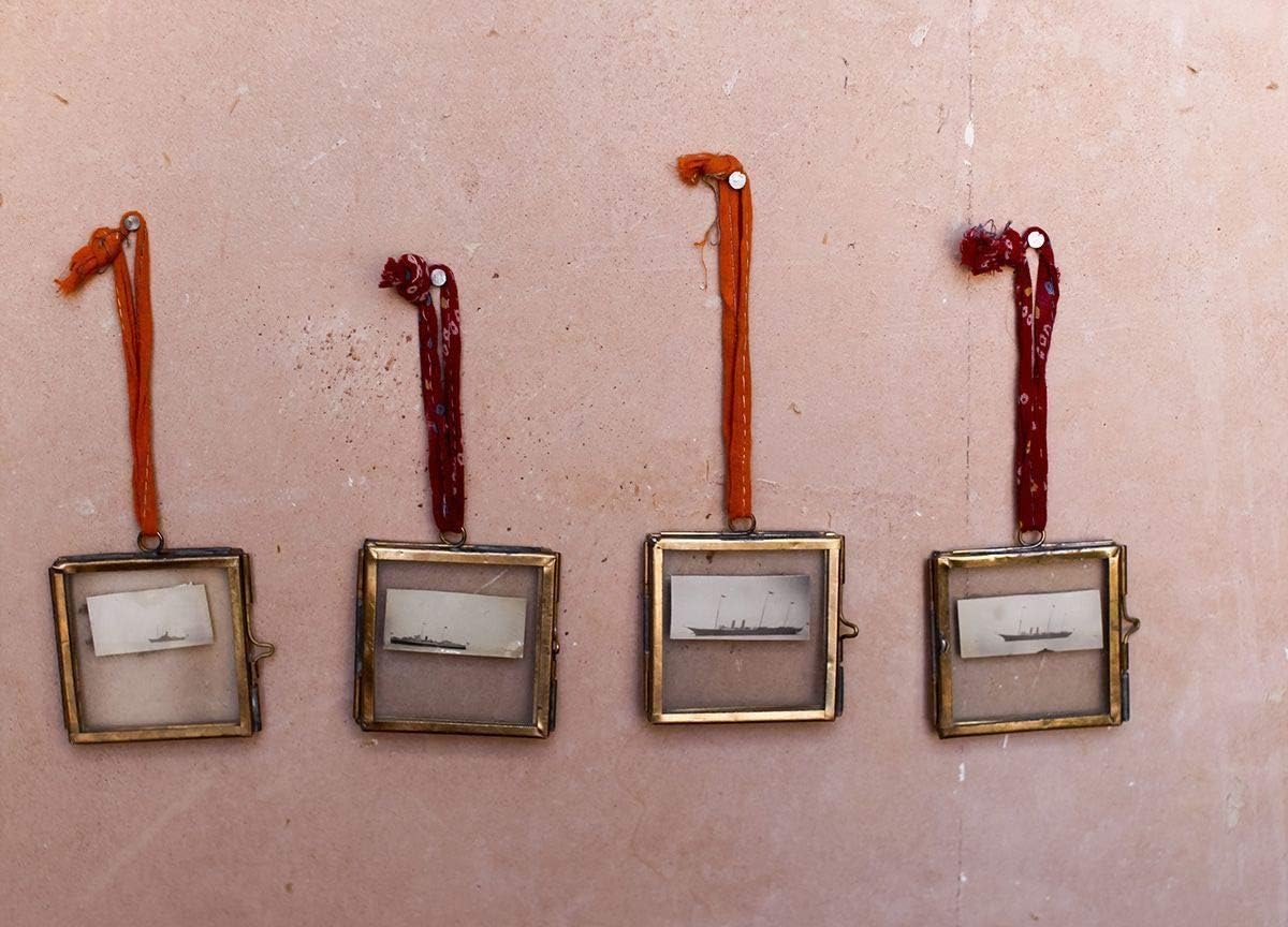 Nkuku Unisex Tiny Kiko Antique Brass Photo Frame Set of Four 5x5cm - Bronze