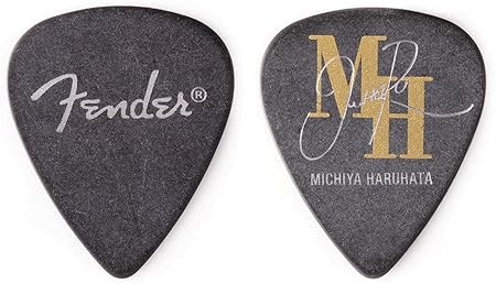 Amazon _ 【6枚セット】Fender Artist Signature Pick Michiya Haruhata_春畑道哉 TUBE シグネチャー ギター ピック _ ギターピック _ 楽器