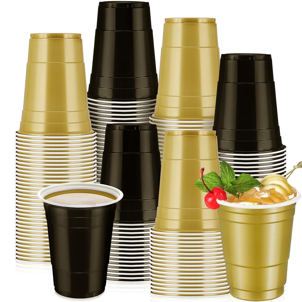 Doaizer Plastic Party Cups - 50 Pcs 16 oz Disposable Drinking Cups Reusable Sturdy Colored Plastic Cups for Xmas, Weddings, Birthdays, Dinner, Lunch and Party Cups(Black, Gold)