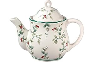 Pfaltzgraff Winterberry Sculpted Teapot