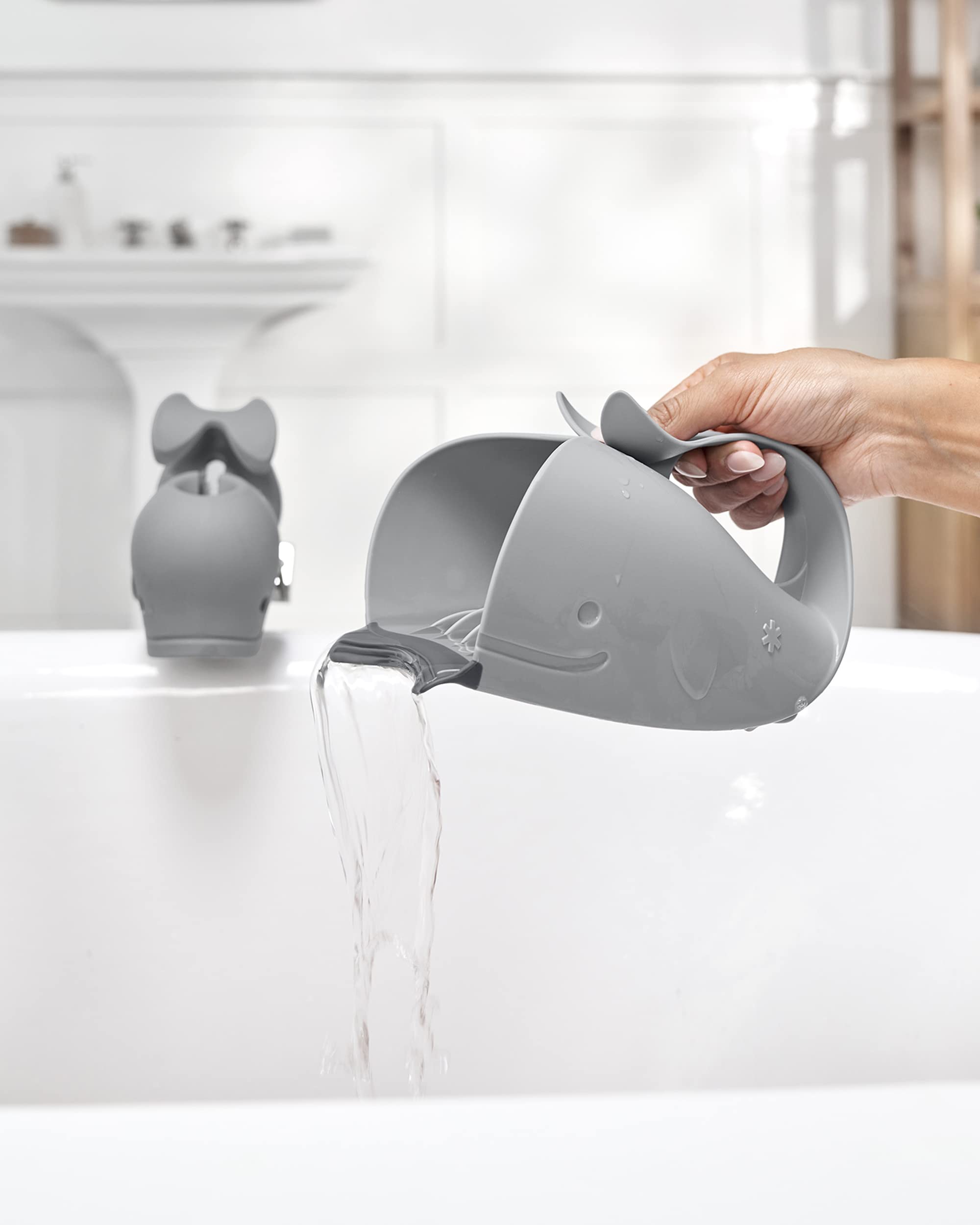Skip Hop Baby Bath Rinse Cup MOBY Tear-free Waterfall Rinser Grey Age 0+