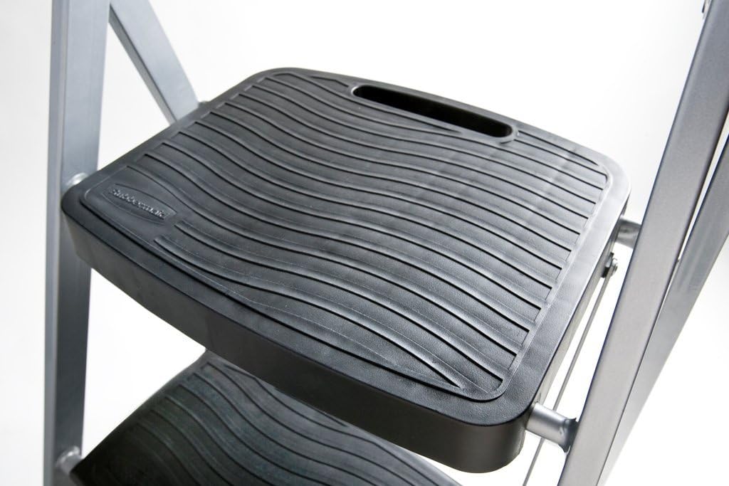 Rubbermaid RM-3W Folding 3-Step Steel Frame Stool with Hand Grip and Plastic Steps, 200-Pound Capacity, Silver Finish ( Exclusive): Home Improvement