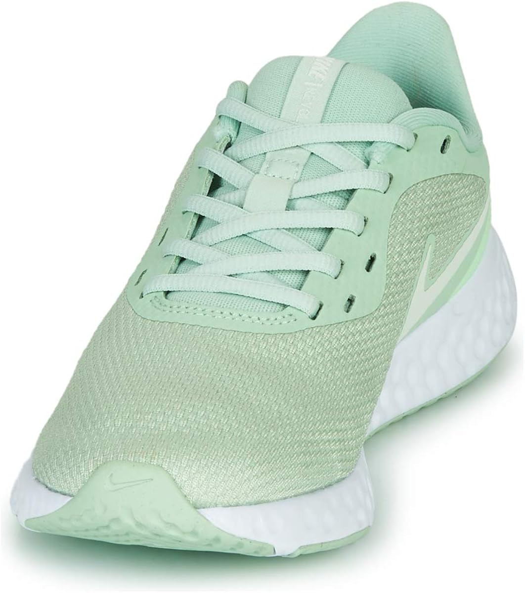 nike revolution 5 pistachio
