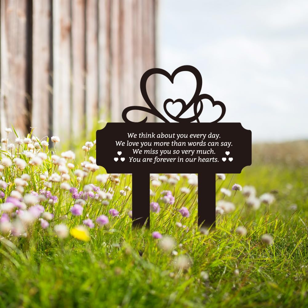 FREEBLOSS Cemetery Memorial Cross Stake Metal Memorial Heart Garden Stake Cross Yard Stake Grave Markers for Outdoors Garden Yard