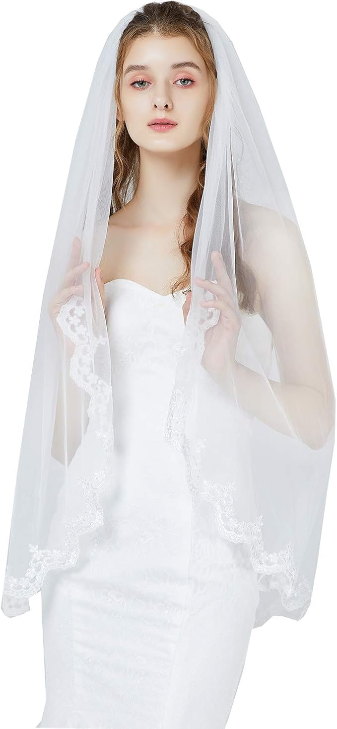 Amazon Co Jp ウェディングベール フラワー 花刺繍レース縁 ミドル丈 104cm丈 単層 金属製コーム付き 結婚式 披露宴 パーティー 花嫁ベール アイボリー ホワイト 服 ファッション小物
