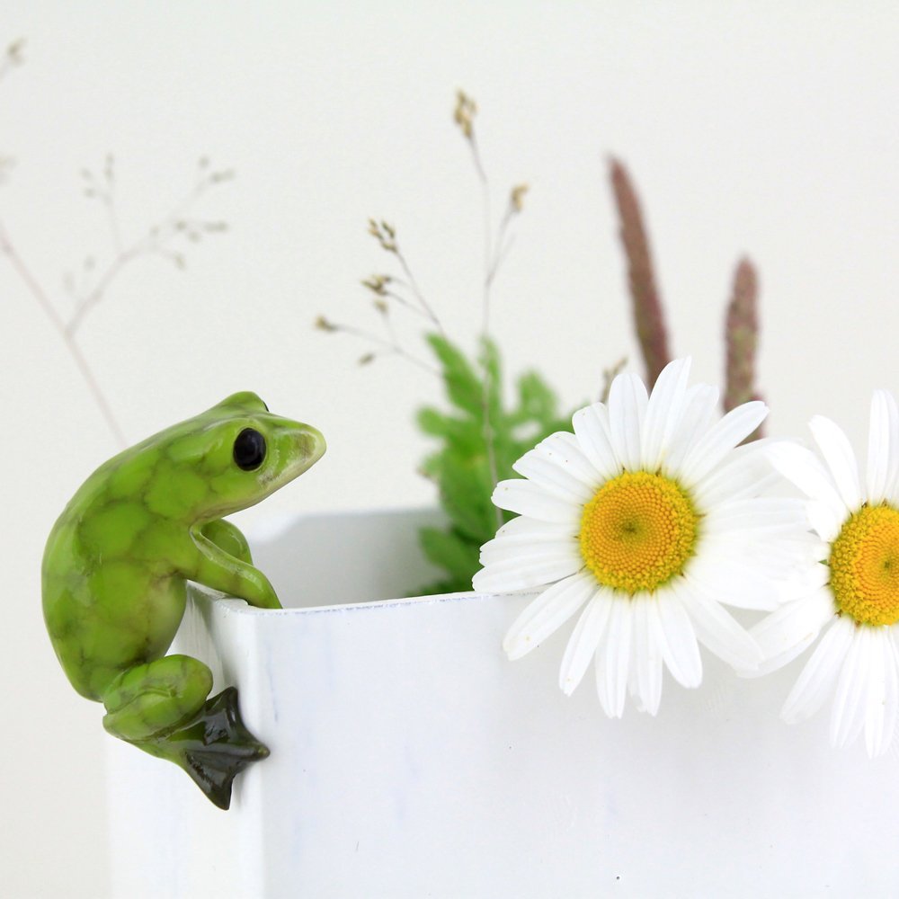 Top Collection 4283 Miniature Fairy Garden and Terrarium Frog Flower Pot and Vase Hugger, Mini