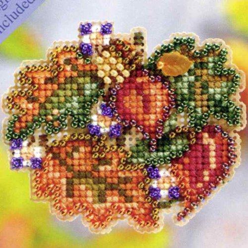 Autumn Circle Beaded Counted Cross Stitch Ornament Kit Mill Hill 2011 Autumn Harvest MH18-1206