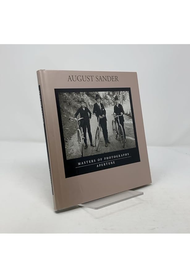 Amazon.com: August Sander: People of the 20th Century: A