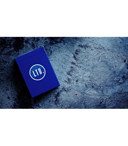 Amazon.com: LTD Playing Cards Deck [Blue] by Ellusionist by