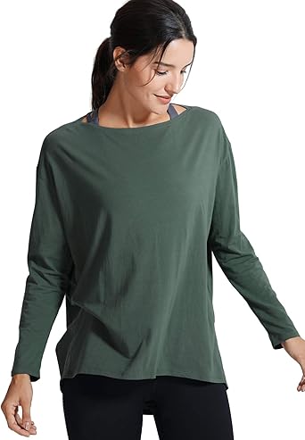 loose fitting yoga clothes
