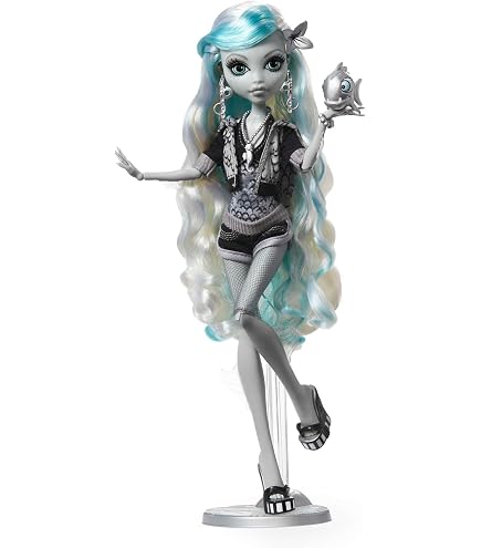 Monster High Skullector Fang Vote Rochelle Goyle Doll, Dolls
