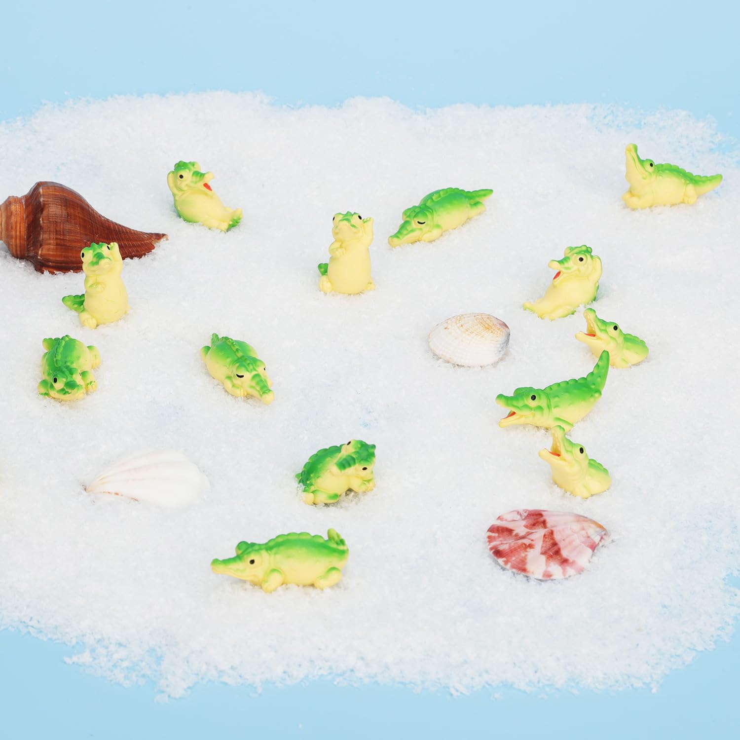 16pcs Mini Resin Crocodiles, Cute Mini Alligator Figures Resin Miniature Animals Figures Reptile Miniature Crocodile Figurines for Garden Home Decor DIY Accessories