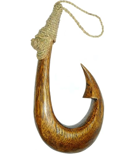 Amazon.com: 12" Hand Carved Wood Hawaiian Makau Fish Hook : Home & Kitchen