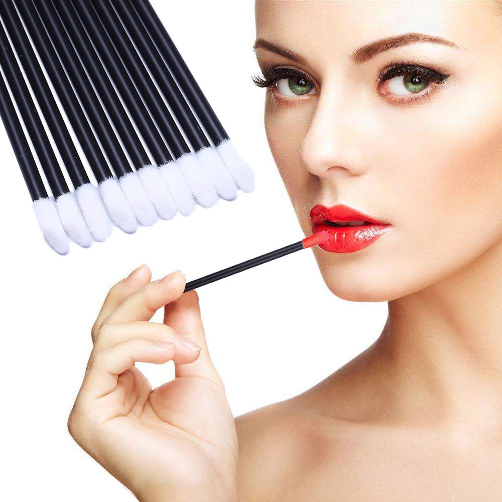 200pcs Disposable Lip Brush Lip Gloss Applicators Lipstick Wands Tool Kits (200): Beauty