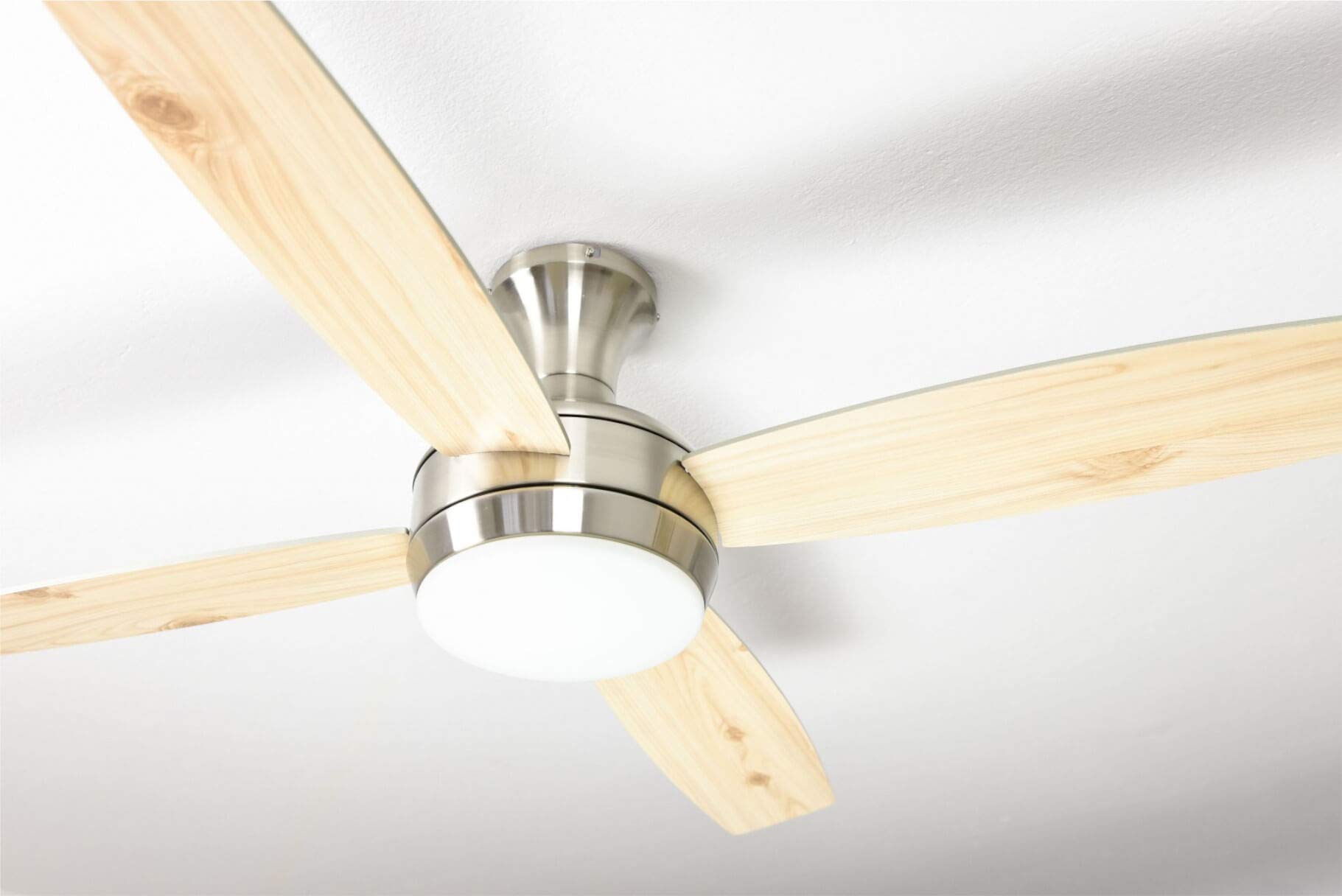 aireRyder Ceiling Fan Saturn Satin Nickel with Lighting and Remote Control 52” 132cm Blades in Silver and Pine