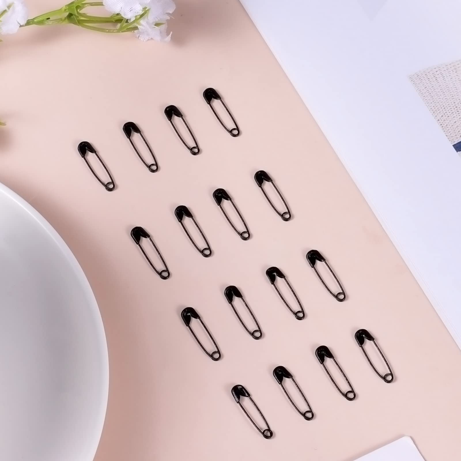120 Pcs 19mm Safety Pins, Mini Black Pins for Art Craft Sewing Jewelry Making Small Metal Pin for Clothes