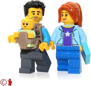 LEGO Camper Minifigure Pack: Mom / Dad Parents (con portabebés y ...