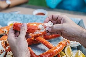 Alaskan King Crab: Giant Red King Crab Legs (3 LBS) - Overnight Shipping Monday-Thursday