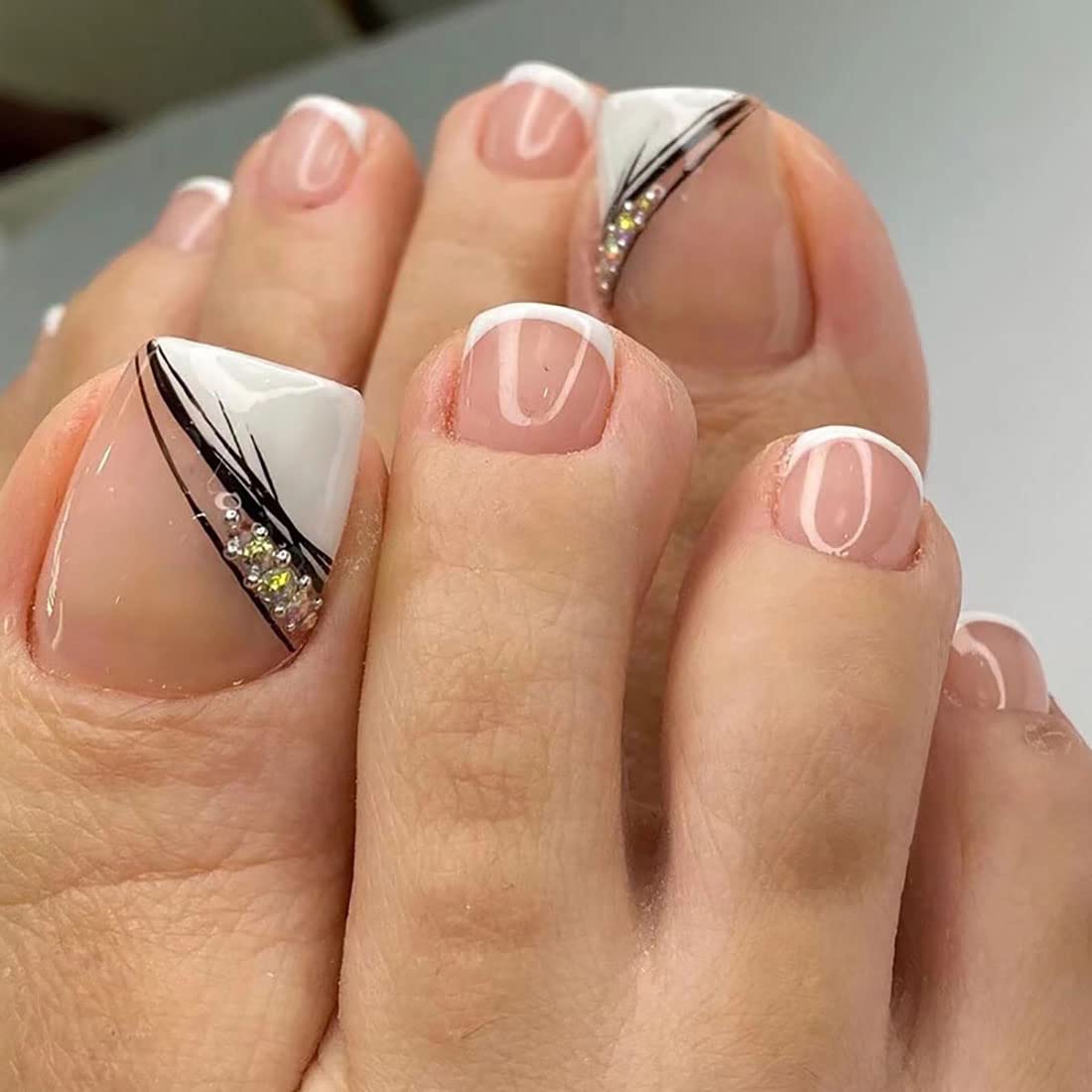 Cubahop 24pcs French Square Rhinestones Fake ToeNails Nude Glitter Powder False Toenails Color Matching Glossy Toe Nail Tips for Women and Girls (B)