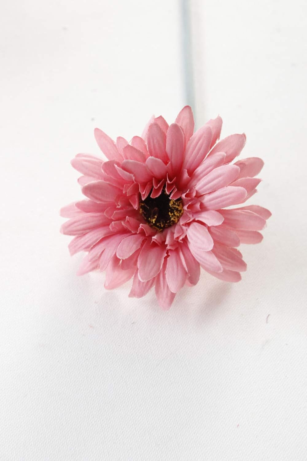 Amazon Com Charmly 10 Pcs Artificial Gerbera Fake Daisy Flowers Flocking Stem Chrysanthemum Flower Home Wedding Party Decor 20 High Pink Home Kitchen