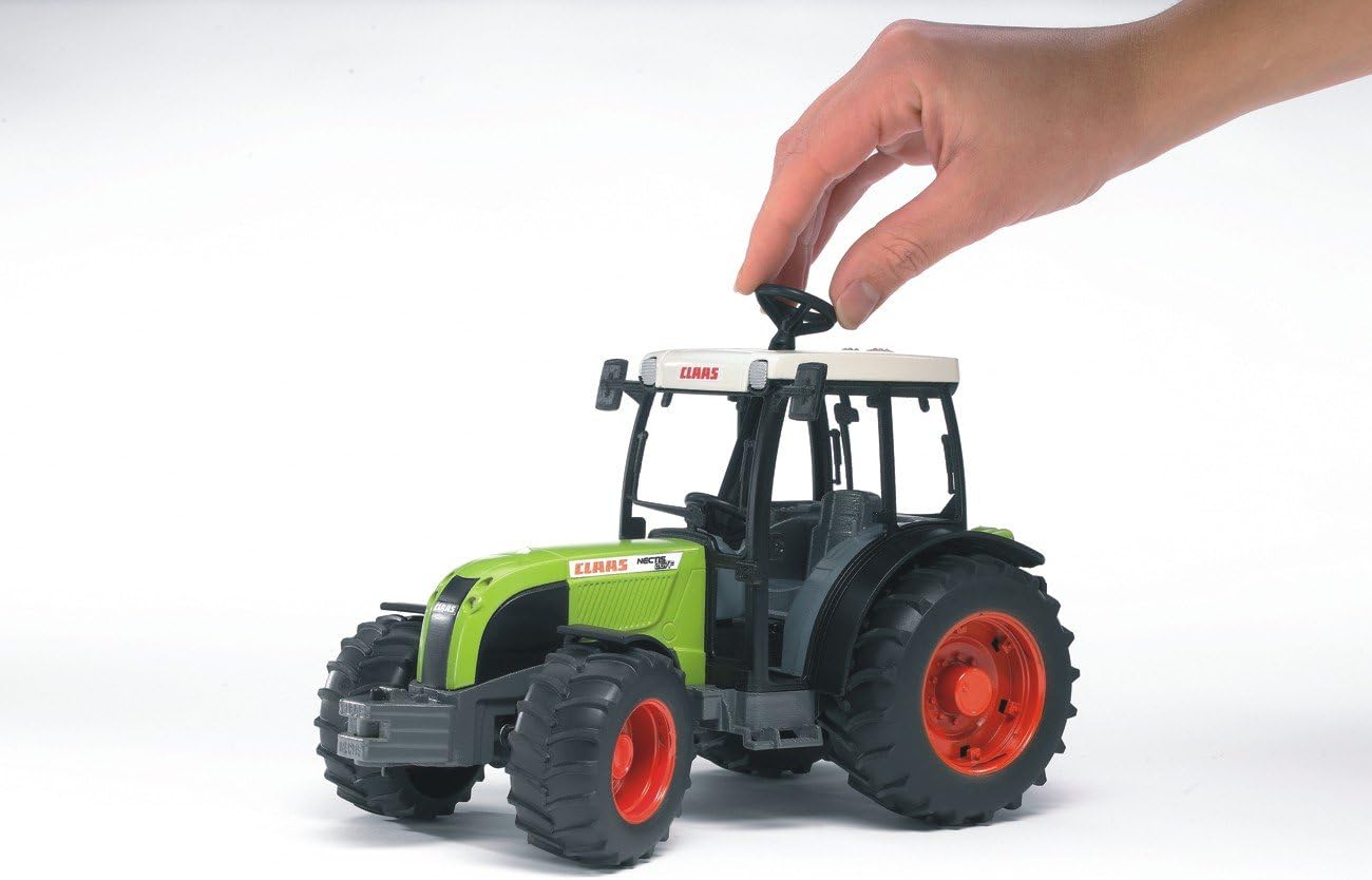 Bruder CLAAS Nectis 267 F Tractor, 1:16 Scale Farm Vehicle Toy with Realistic Detailing - Image 5