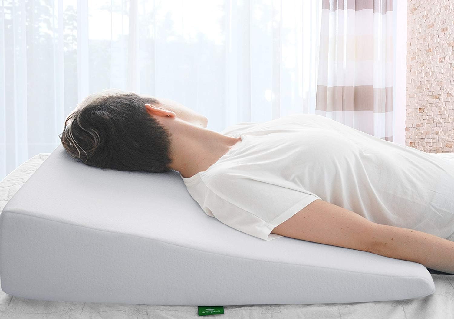 Wedge Pillow for Sleeping - 7.5 Inch Memory Foam Bed Wedge for Sleeping, Reading, Post Surgery & Leg Elevation - Triangle Pillow with Washable Cover 26x25x7.5 inch: Home & Kitchen