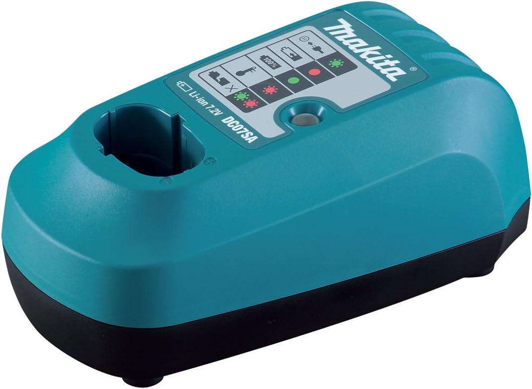 Makita GN900SE 7.2V Li-Ion First Fix Gas Nailer Complete with 2 x 7.2V Batteries and Charger Supplied in A Carry Case - Image 3