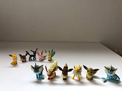 Amazon Co Jp ブイズ モンコレ フィギュア ポケモン ポケットモンスター ニンフィア リーフィア ブラッキー イーブイ サンダース ホーム キッチン