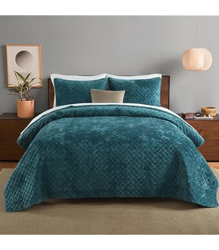 Elegant Life Lightweight Microfiber Quilt Set - King Size, 3 Piece With Embroidery, Dark Green