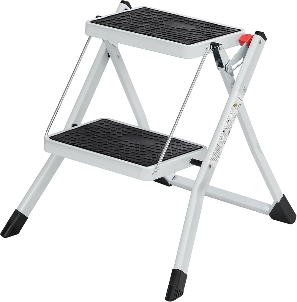 SONGMICS 2 Step Ladder Heavy Duty Steel Folding Portable 150 kg GSL02WT White